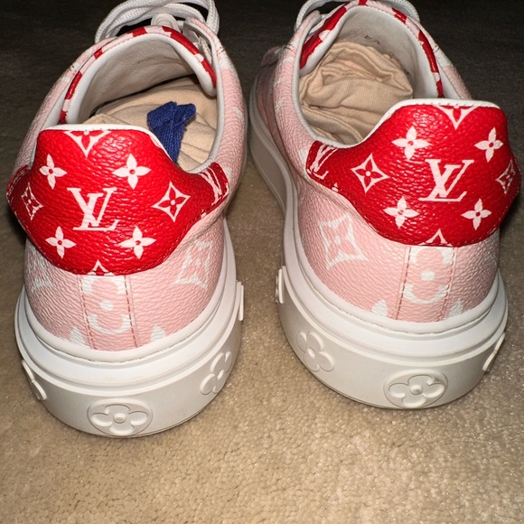 LOUIS VUITTON PINK MONOGRAM TIMEOUT SNEAKERS - Picture 3 of 6